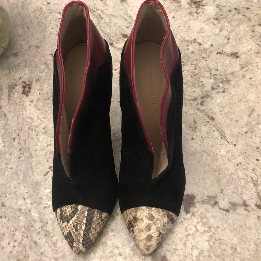 Zara Snakeskin Multicolored Booties Nwot 38 - image 1